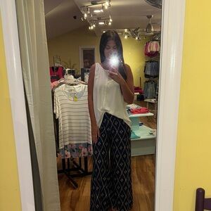 Chic Navy Diamond Wide Leg Pants